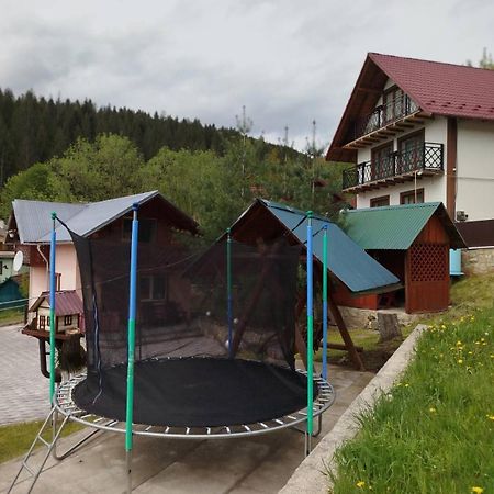 Holiday Home Melodiya Karpat Яремча Экстерьер фото